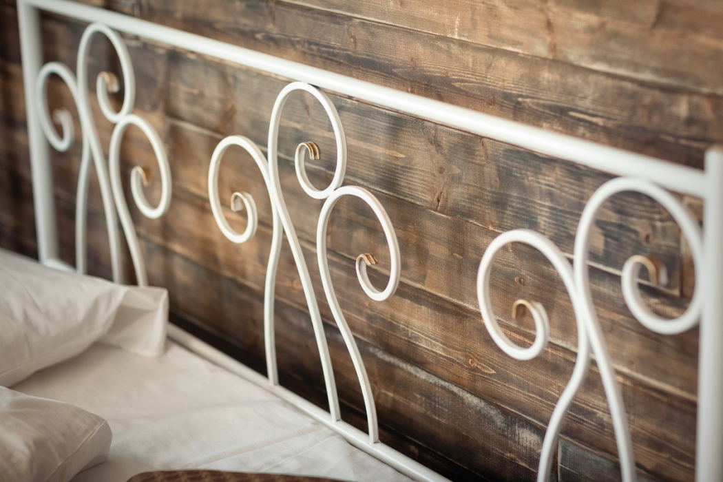 Кованые кровати, Кованая кровать Лацио 1.4 с двумя спинками