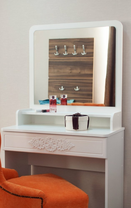 Туалетные столики, Стол туалетный ТС-15К