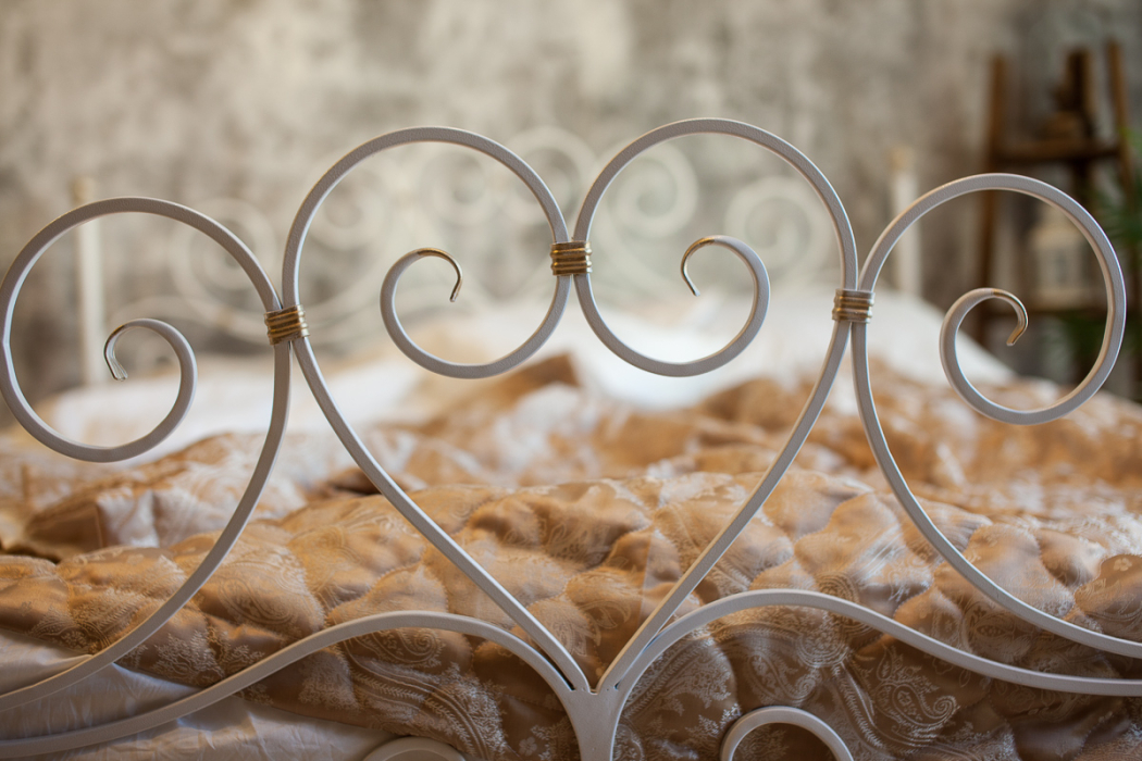 Кованые кровати, Кованая кровать Кармен 1.8 с одной спинкой