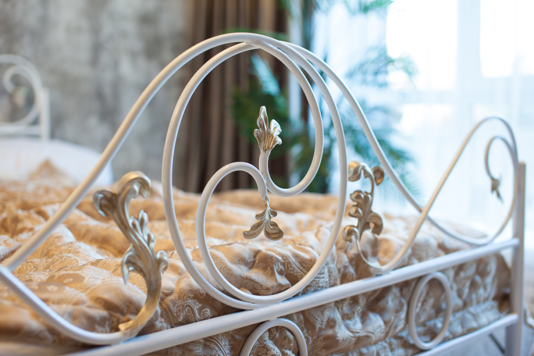 Кованые кровати, Кованая кровать Венеция 1.8 с одной спинкой